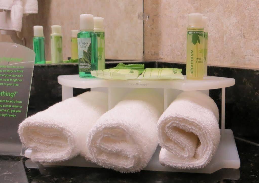 Holiday Inn Express Hotel & Suites Hot Springs By Ihg Kültér fotó